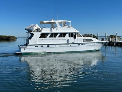 photo of 61' Jefferson 2000