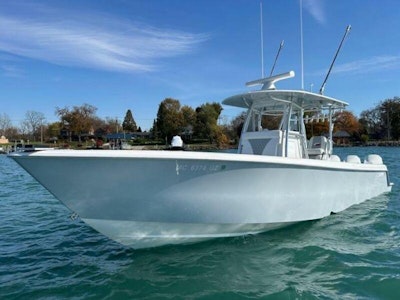 photo of 35' Contender 35 ST 2022
