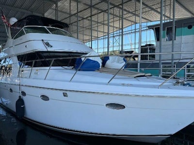 photo of 45' Carver 450 Voyager Pilothouse 2001