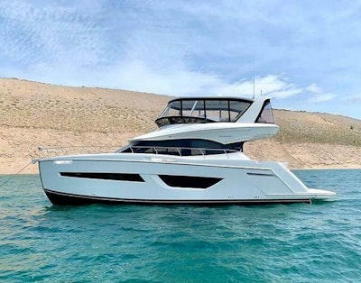 photo of 52' Carver C52 Command Bridge 2019