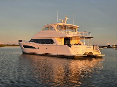 photo of 60' Horizon PC60 2020