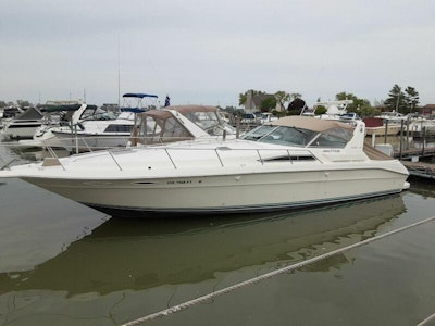 photo of 40' Sea Ray 400 1993