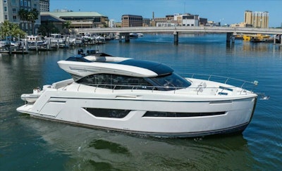 photo of 52' Carver C52 Coupe 2018