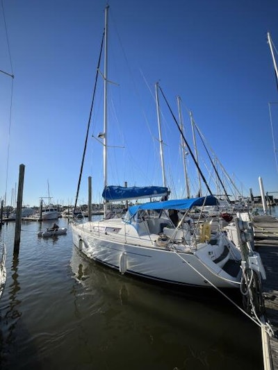 photo of 36' Jeanneau 36i 2009