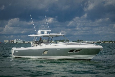 photo of 40' Intrepid 407 Cuddy 2020