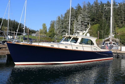 photo of 44' Hinckley Talaria 44 MY 2009
