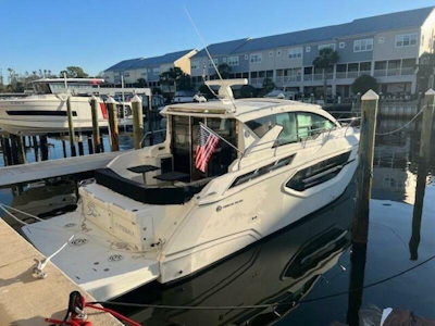 photo of 42' Cruisers Yachts 42 Cantius 2018