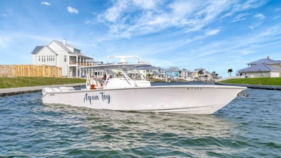 photo of 43' Jupiter 43 Center Console 2023