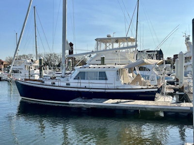 photo of 40' Cabo Rico NE400 1998