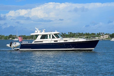 photo of 48' Sabre Salon Express 2018