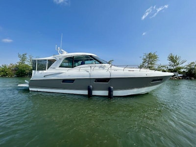 photo of 48' Cruisers Yachts 48 Cantius 2011