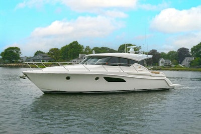 photo of 44' Tiara Yachts C44 Coupe 2015