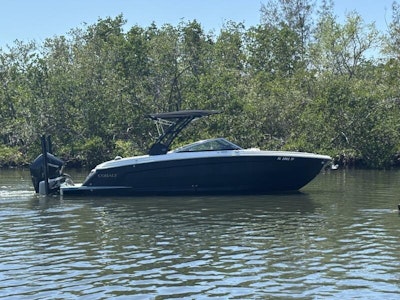 photo of 28' Cobalt 2022