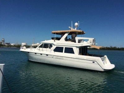 photo of 53' Navigator 5300 1998