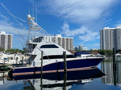 photo of 82' Sea Force IX Enclosed Flybridge 2005