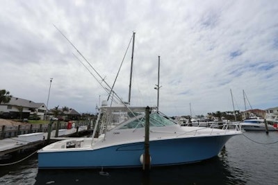 photo of 40' Cabo 40 Hardtop Express 2007