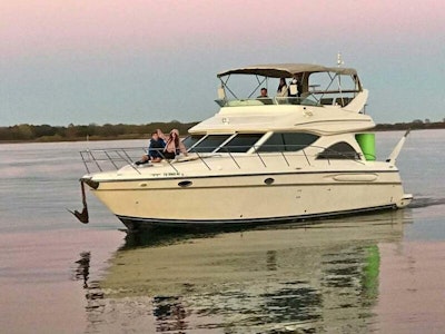 photo of 46' Maxum 4600 SCB 1998