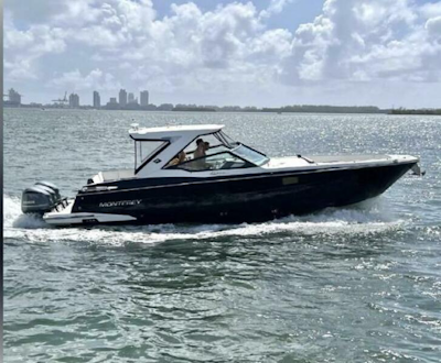 photo of 38' Monterey 385 SE 2018