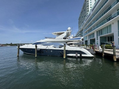 photo of 70' Azimut Flybridge 2014