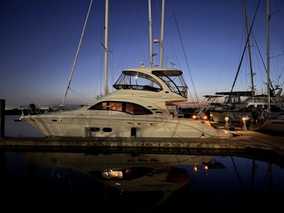 photo of 50' Sea Ray 500 Sedan Bridge 2005