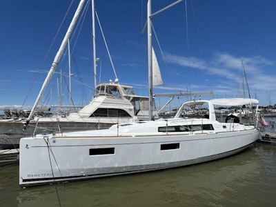 photo of 38' Beneteau Oceanis 38.1 2018