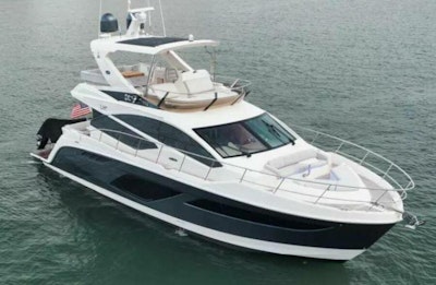 photo of 55' Sea Ray L550 Fly 2018