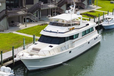 photo of 70' Hatteras 70 Cockpit MotorYacht 1991