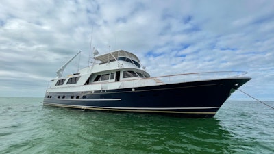 photo of 80' Burger Flush Deck MY 1988