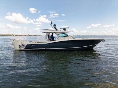 photo of 40' Scout 400 LXF 2023