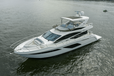 photo of 56' Sea Ray L550 FLY 2018