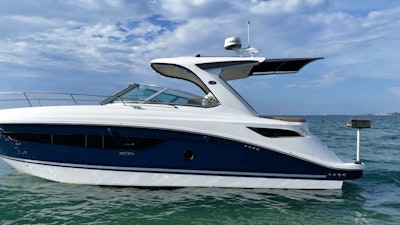 photo of 35' Sea Ray 350 Sundancer 2019