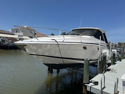 photo of 35' Regal 35 Coupe 2013