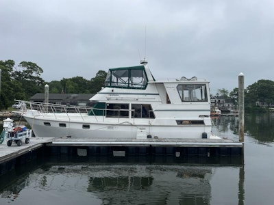 photo of 40' Nova Heritage East 40 1987