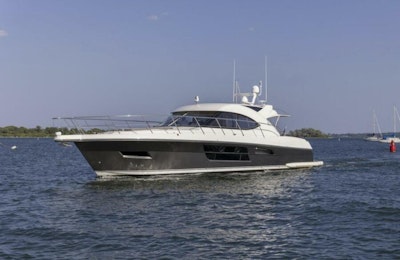 photo of 50' Riviera 2016