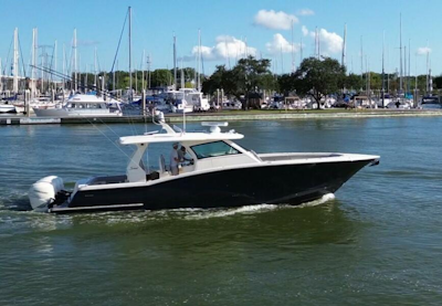 photo of 42' Scout 425 LXF 2022