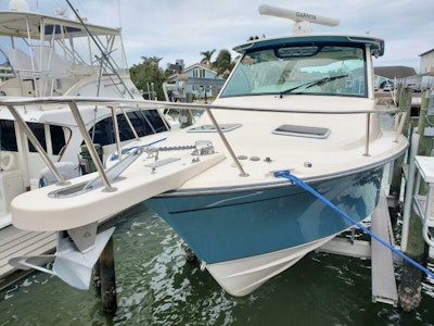 photo of 33' Grady-White 330 Express 2018