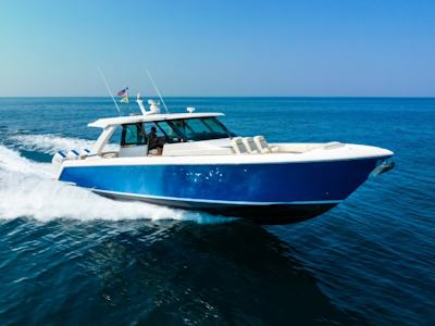 photo of 48' Tiara Sport 2022