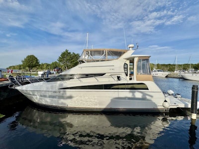 photo of 43' Carver 43 Motor Yacht 2006