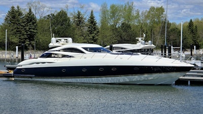 photo of 75' Sunseeker 2000