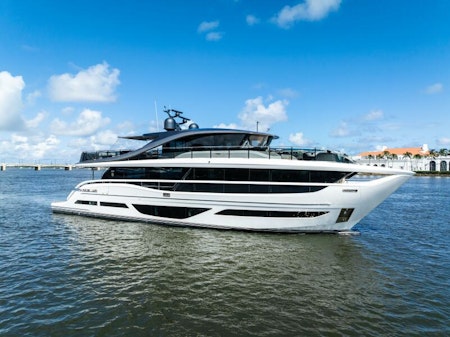 photo of 95' Princess X95 2023