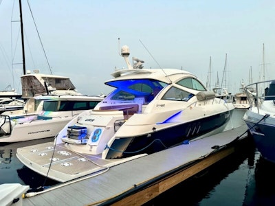 photo of 54' Cruisers Yachts 540 Sport Cruiser 2014