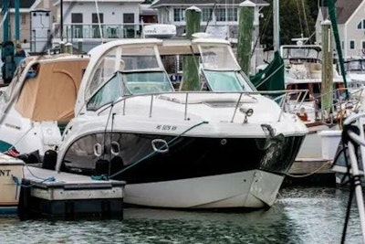 photo of 33' Chaparral 2011