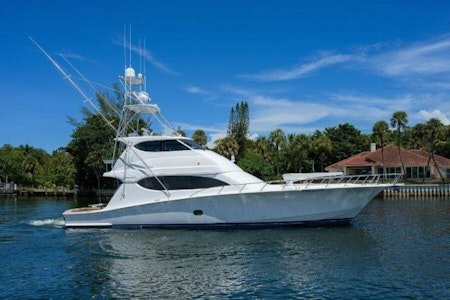 photo of 68' Hatteras 68 Convertible 2007