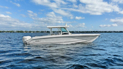 photo of 38' Boston Whaler 380 Outrage 2019