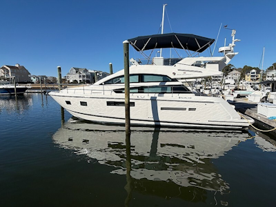 photo of 42' Fairline Squadron 42 2015