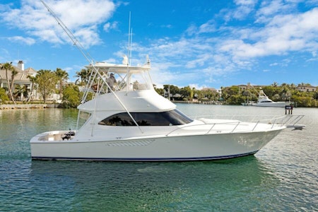photo of 46' Viking 46 Convertible 2015