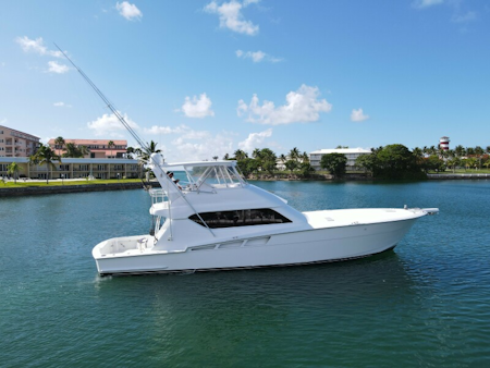 photo of 60' Hatteras 60 Convertible 2004