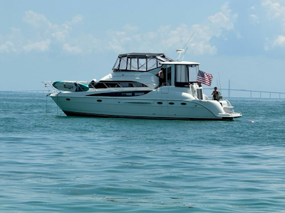 photo of 47' Meridian 459 Aft Cabin Cockpit Motor Yacht 2004