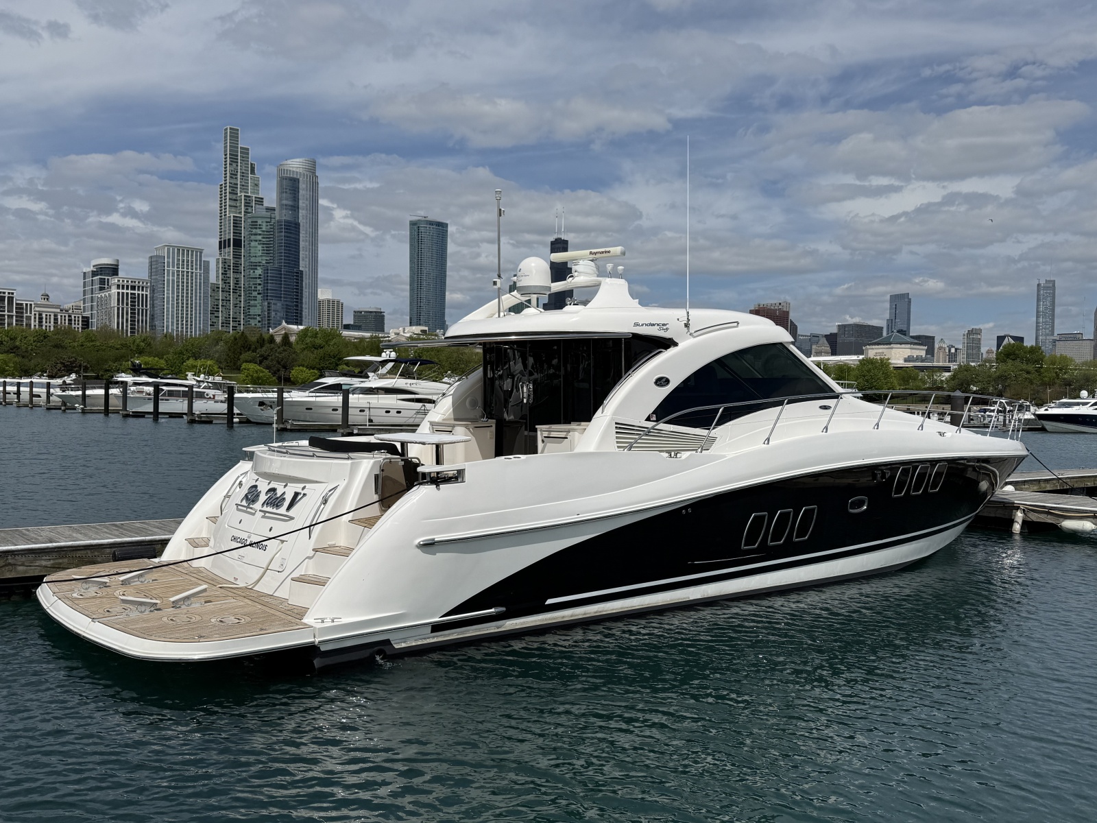 Used Sea Ray 50 Sundancer Yacht For Sale | United Yacht Sales