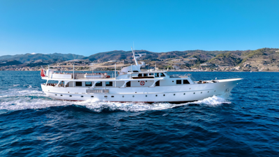 photo of 116' Feadship Custom 1970